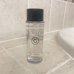 Gee Beauty: Oil Cleanser